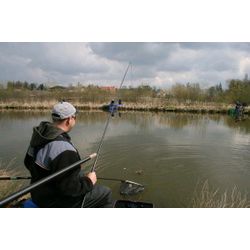 2008 FishO Dean Mason fishing Willow