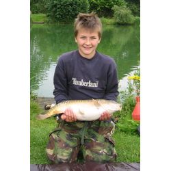 06.08.08 Training Day Jack Bowgen with Carp